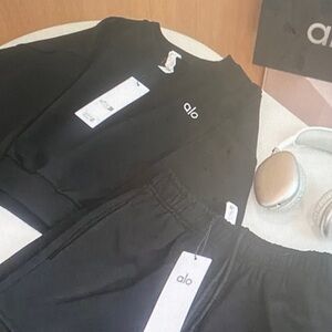 ALO Yoga Black Logo Crewneck Sweatshirt and Jogger Shorts Set